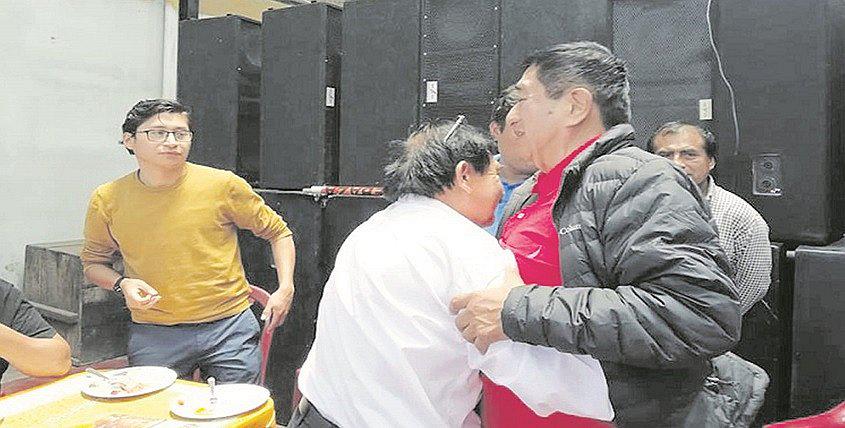 Rebaza defiende a excomandos de su entorno y descalifica a Morillo