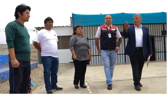 Autoridades supervisan mal estado de colegio Alto Trujillo 