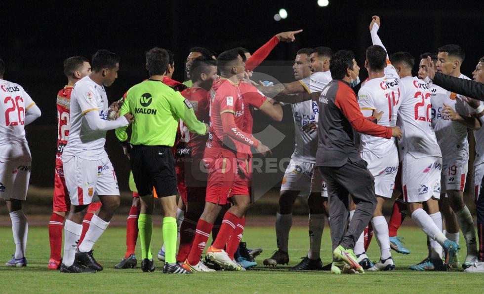 Jugadores se enfrentan tras lesión de Dany Morales