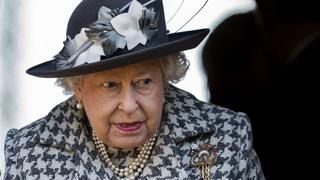 Isabel II cumple su primer compromiso tras la muerte del príncipe Felipe