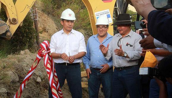 Ollanta Humala colocará primera piedra para inicio de trabajo en carretera Tacna Collpa