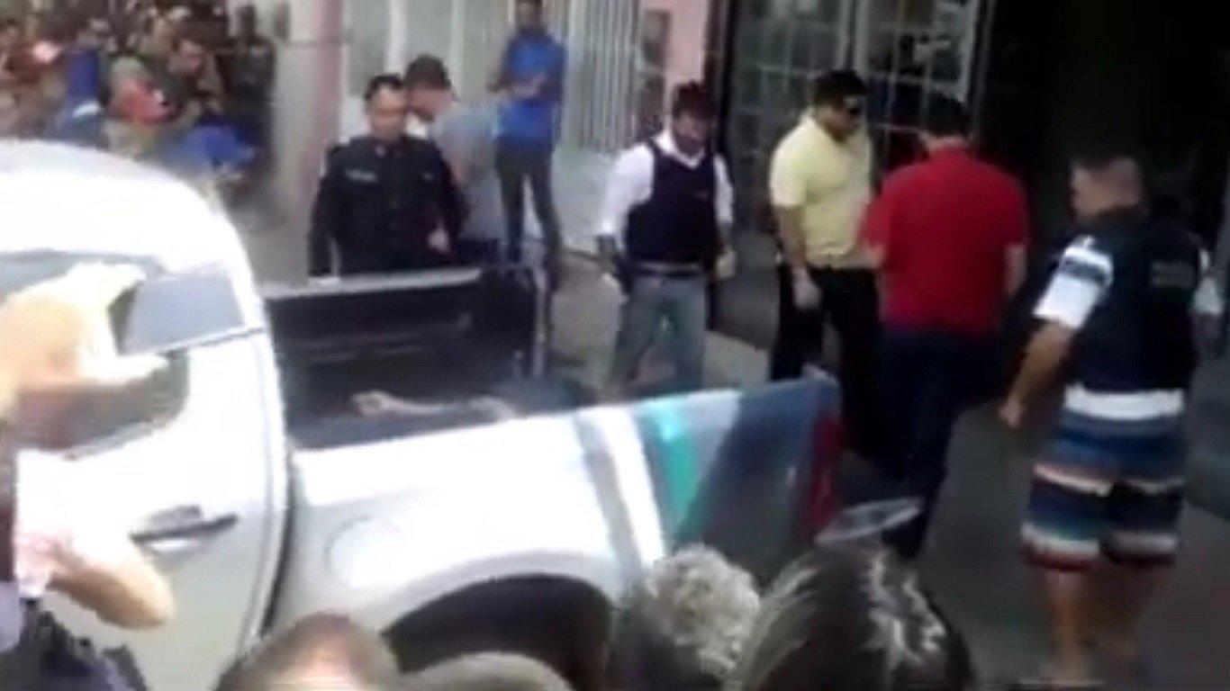 Facebook: Delincuente murió en asalto a centro comercial y testigos reaccionaron así