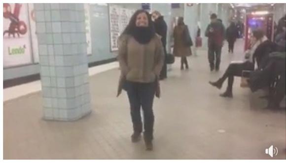 Trujillana sorprende bailando marinera en estación de tren de Estocolmo (VIDEO)