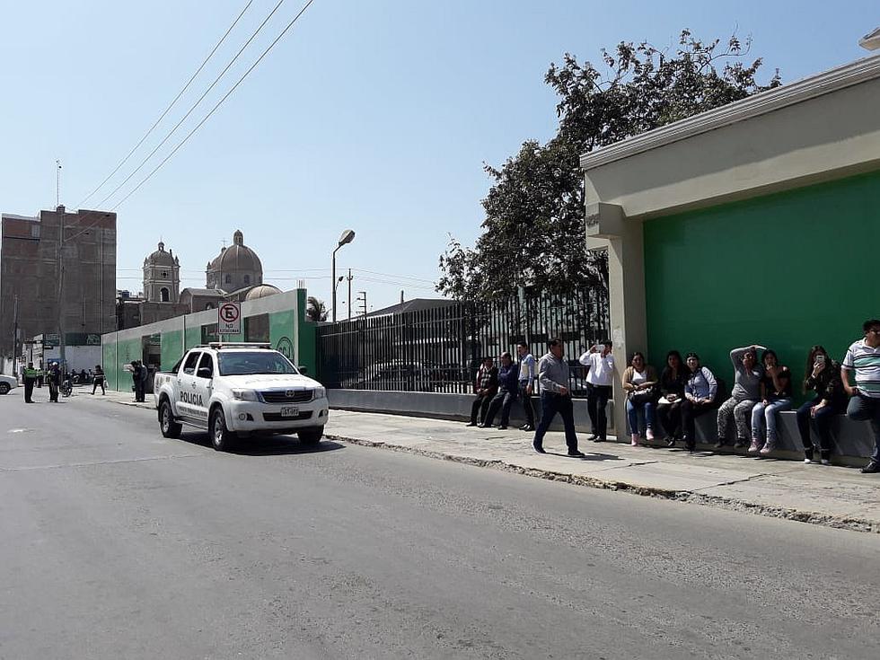 Chiclayo: Alerta de bomba genera pánico en la sede del Ministerio Público (VIDEO)