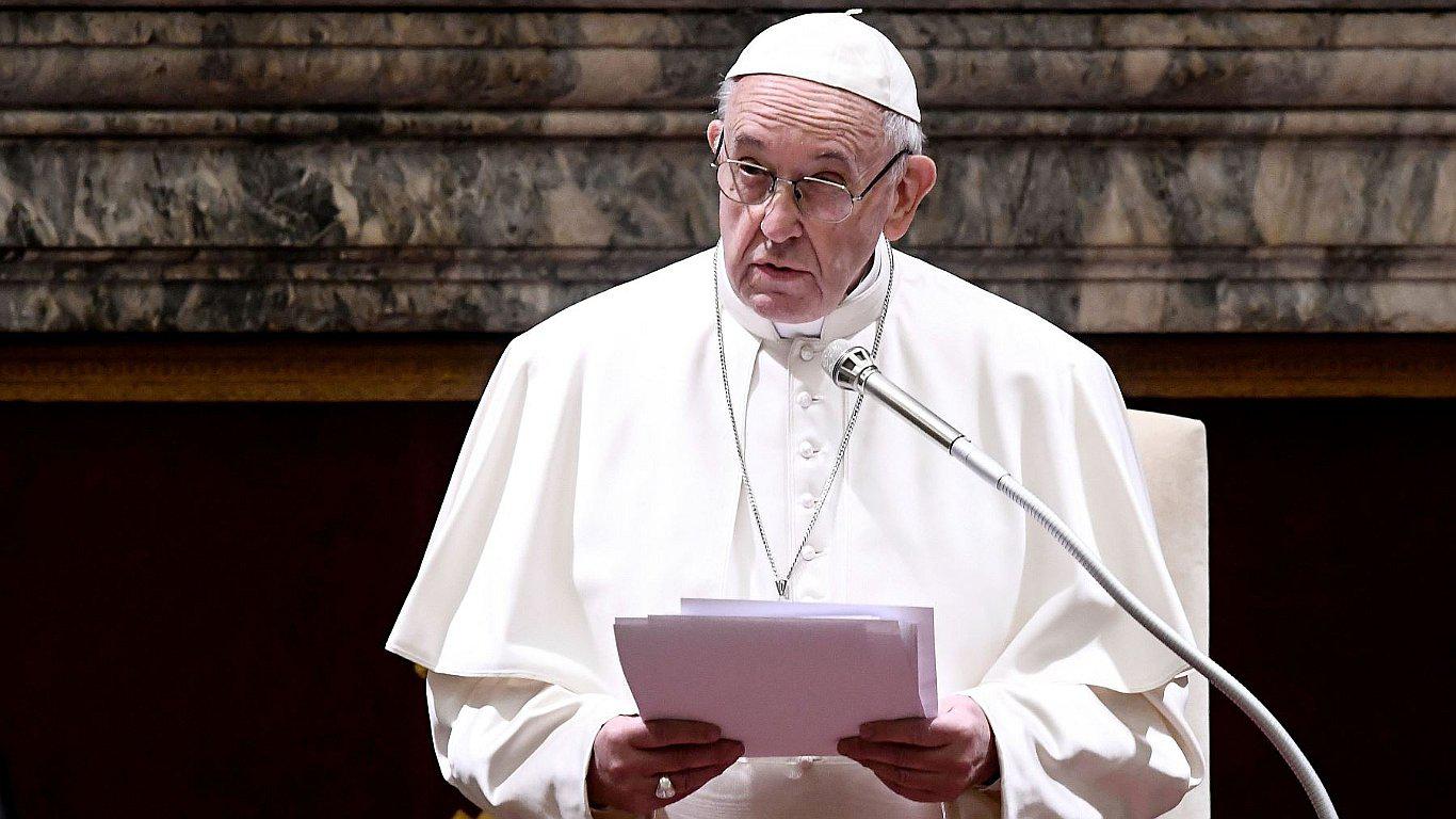 Consejero de Papa Francisco afirma que archivos sobre abusos sexuales fueron destruidos