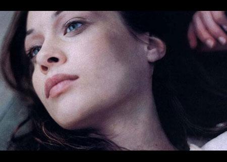 Arrestan a cantante Fiona Apple por posesión de drogas