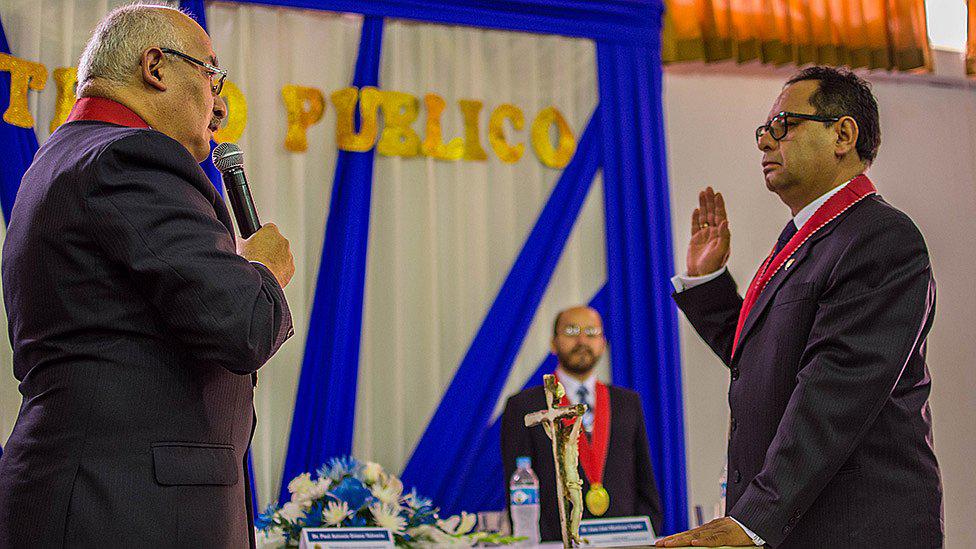 Presidente de fiscales promete lucha frontal contra la corrupción