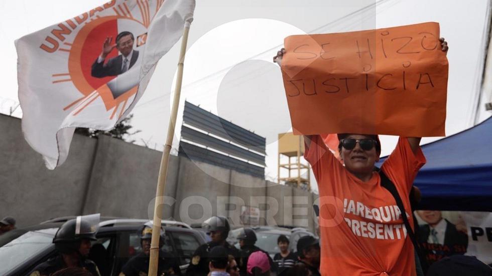 Keiko Fujimori: La alegría de fujimoristas en el exterior del penal Anexo Mujeres 