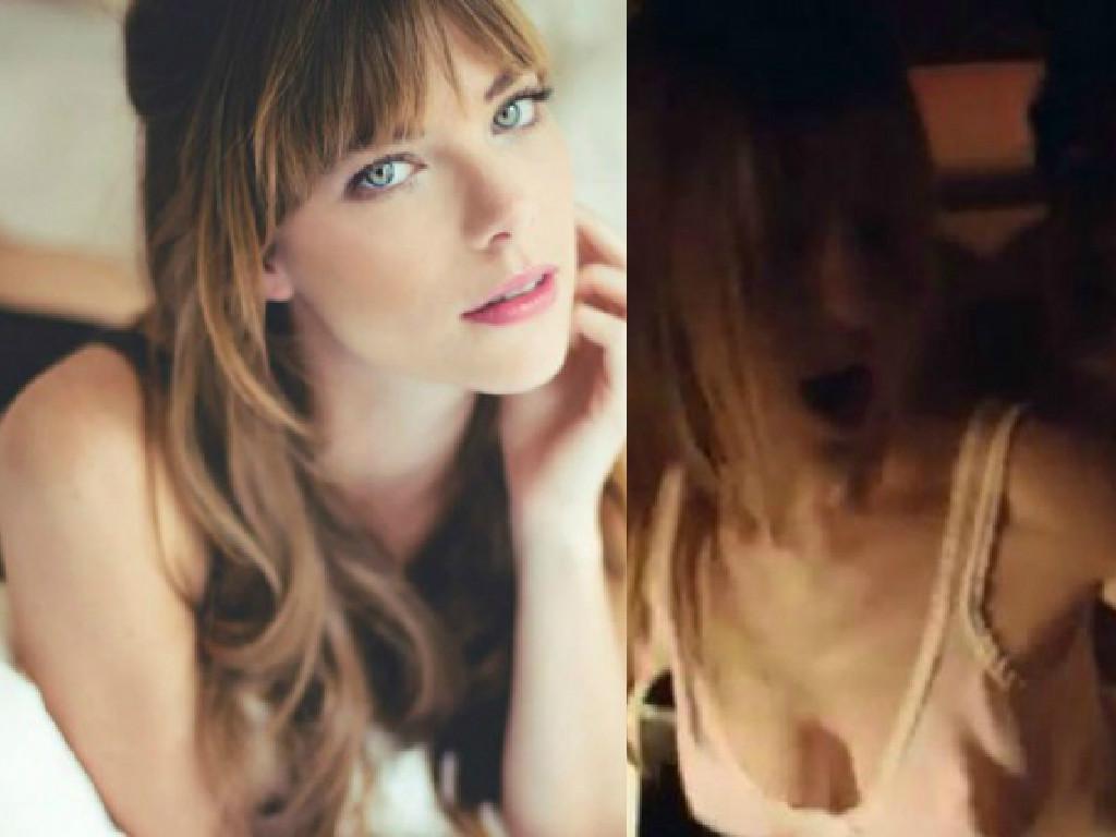 Por protagonizar esta escena sexual su padre no le habla (VIDEO)