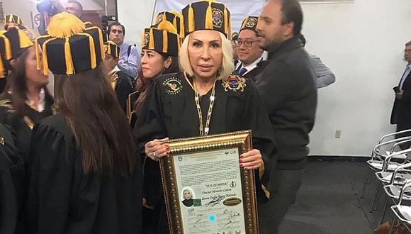 Grupo parlamentario mexicano rechazó entrega de Doctorado Honoris Causa de Laura Bozzo 