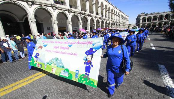 Arequipa: Equipo de mujeres recicla 20 toneladas de basura por mes