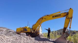 Policía incauta maquinaría pesada que operaba en minería ilegal en Ayacucho