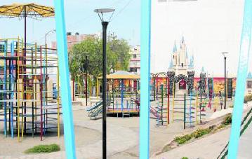 Parques siguen clausurados 