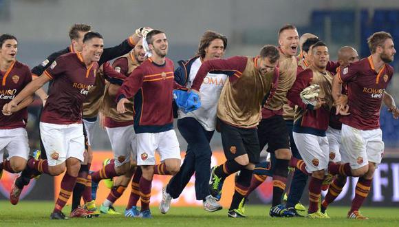 Roma venció 2-0 a Nápoles y lidera la liga italiana