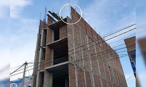 Sullana: Una pared se cae y anciana se salva de morir