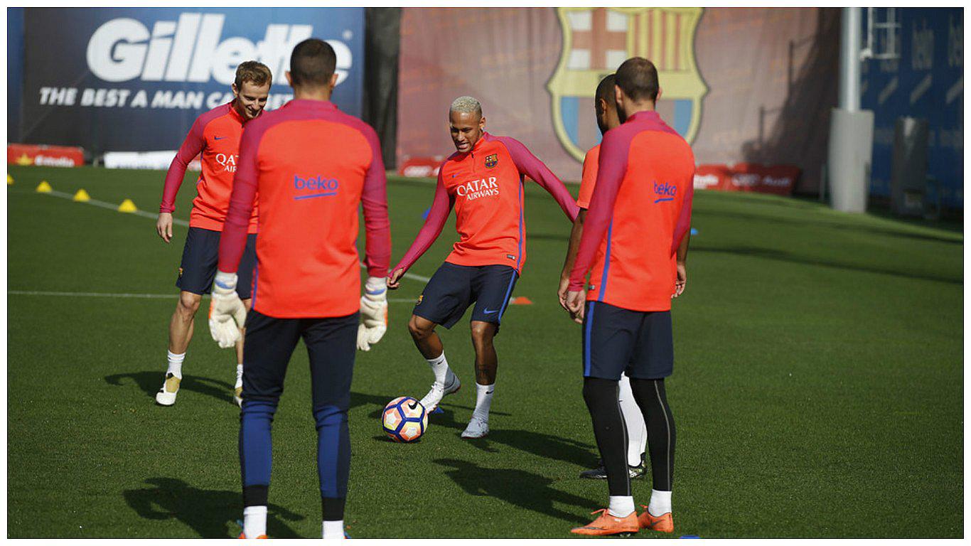 Barcelona: Neymar se reincorpora a los entrenamientos (VIDEO)