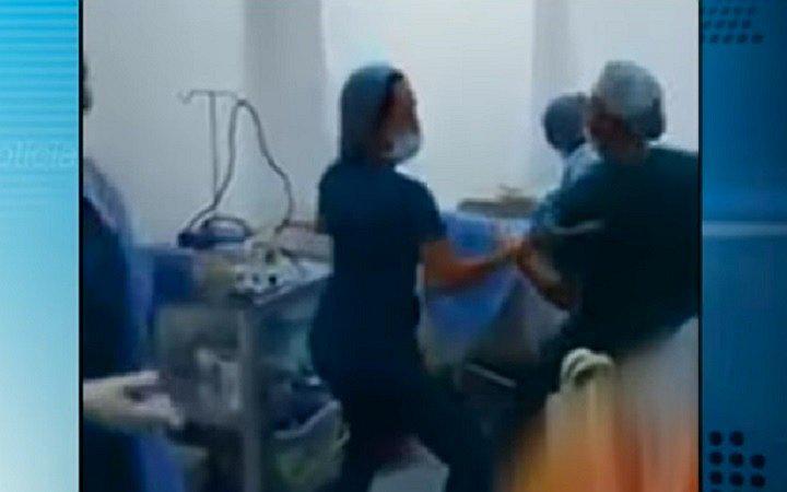 YouTube: Enfermeras se graban bailando delante de paciente sedada y desnuda (VIDEO)