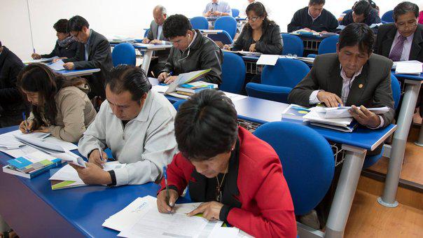 720 vacantes ofrece instituto Honorio Delgado Espinoza