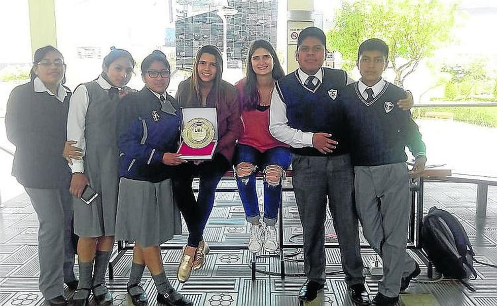 Escolares destacaron en concurso nacional sobre tecnología e innovación (FOTOS)