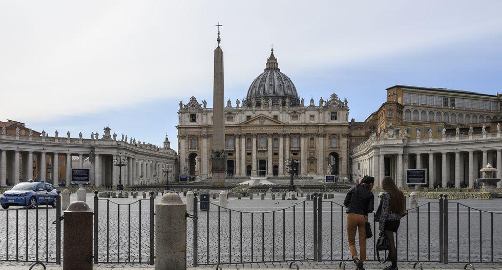 La basílica y la plaza de San Pedro estarán cerradas al público hasta el 3 de abril para intentar frenar la propagación del coronavirus , detalló el Vaticano en un comunicado. (Foto: AFP)