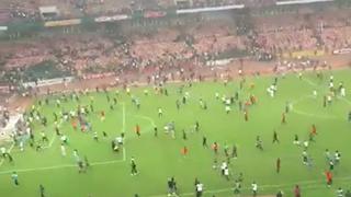 Nigeria fuera del Mundial: barristas destrozaron el estadio por perder el repechaje (VIDEO)