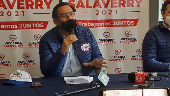 Martín ​Vizcarra calla sobre Camayo durante su visita a Huancavelica 