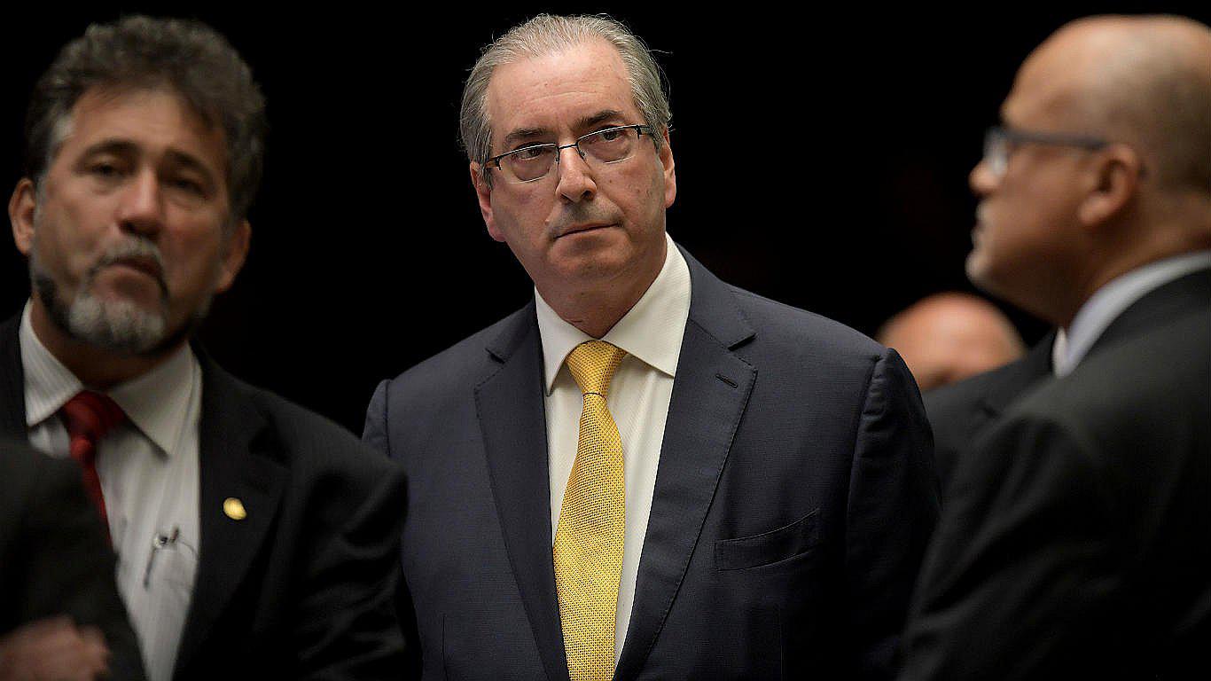 Destituyen en Brasil al diputado que orquestó la caída de Dilma Rousseff