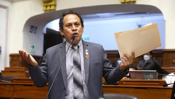 Segundo Montalvo presentó proyecto de ley por encargo de Perú Libre . (foto: Congreso)