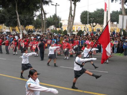 Desfiles escolares inician el 14 de junio
