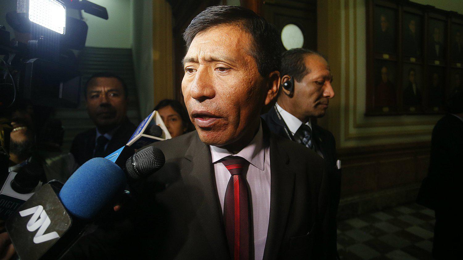 Moisés Mamani rechaza denuncia: "No voy a permitir que manchen mi imagen y hagan leña de mi nombre"