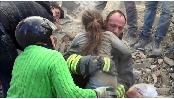 Terremoto en Italia: Rescatan a 215 personas, un "milagro laico" (VIDEO)