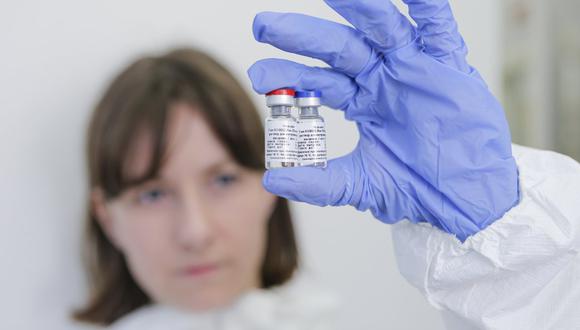 La revista científica The Lancet anunció el jueves que ha pedido aclaraciones a los autores de un estudio que publicó sobre la vacuna rusa contra el coronavirus. (Foto: Handout / Russian Direct Investment Fund / AFP)