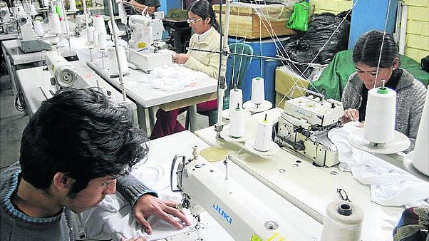 Desde hoy entra en vigencia aumento de salario mínimo de 930 soles