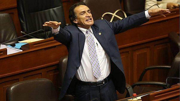 Héctor Becerril es denunciado penalmente por la procuraduría anticorrupción