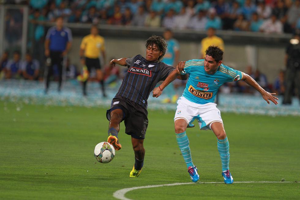 "Noche Celeste": Sporting Cristal cae 2-1 ante Emelec 