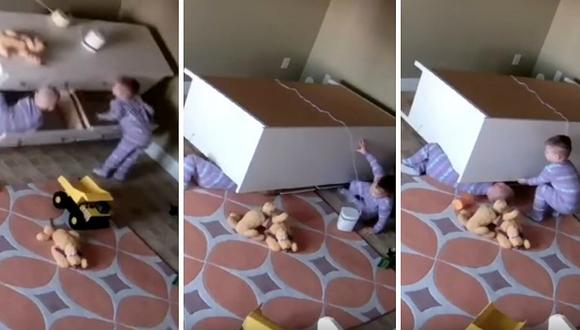 YouTube: niño de 2 años salva a su gemelo cuando quedó aplastado por una cómoda (VIDEO)