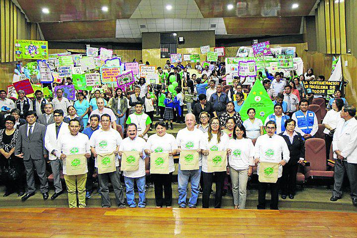 Promueven campaña de menos uso del plástico en la región
