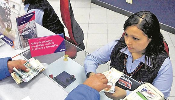 Economía peruana: Exigen que se debata “gratificaciones” sin descuento