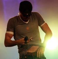 Enrique Iglesias: "Tengo el pene más pequeño del mundo"
