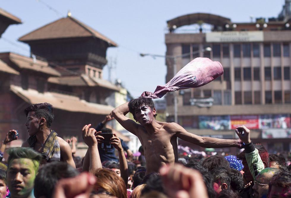 Holi: Con festival de colores la India celebra la llegada de la primavera (FOTOS)