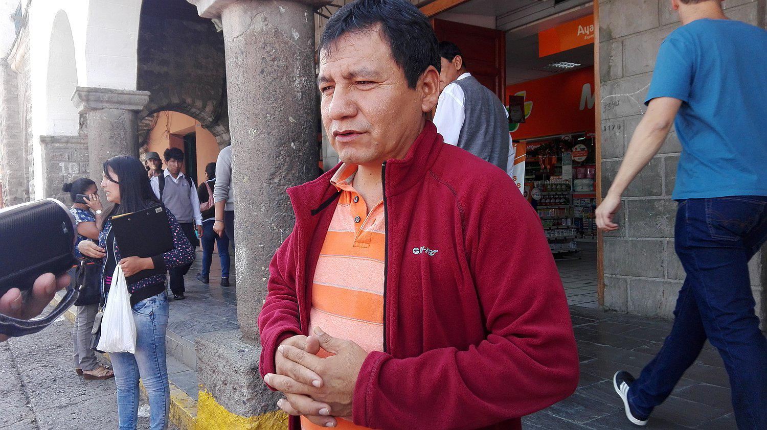 Congresista Joaquín Dipas reconoce discrepancias de su bancada con el ejecutivo 