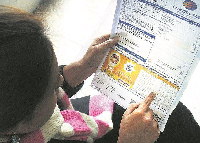 Contratos en soles en el sector eléctrico evitarán alza continua de tarifas