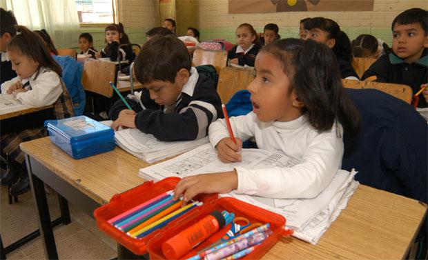 Ugel presenta Proyecto Educativo Local (PEL) 2012-2021