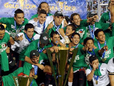 México suspende a ocho seleccionados por escándalo de prostitución