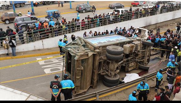 Ventanilla: accidente de tránsito deja un muerto y 24 heridos (VIDEO)