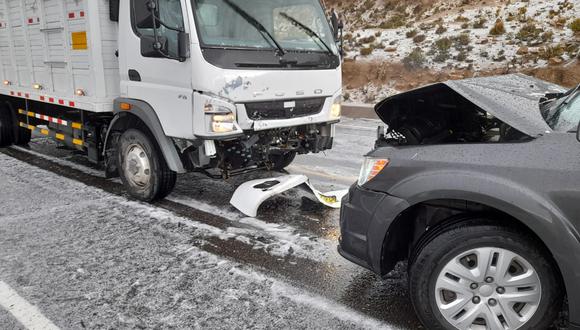 Camión y camioneta se estrellaron en la vía Interoceánica a consecuencia de las malas condiciones climatológicas por nevada