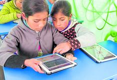 Áncash: Escolares de Cajacay reciben tablets sin internet
