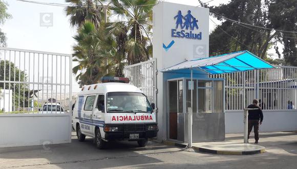Dos pacientes fallecieron en el hospital Daniel Alcides Carrión de Essalud. (Foto: Correo)