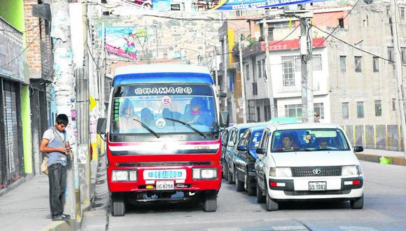 Concejo de Huamanga retrocede en decisión de régimen vehicular