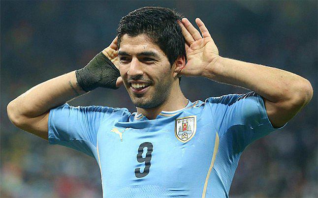Luis Suárez es criticado en Uruguay y Chile por esta razón